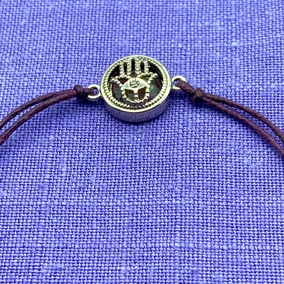 Vintage Fossil adjustable hamsa 🪬 bracelet with leather straps 💜 - Picture 5 of 7